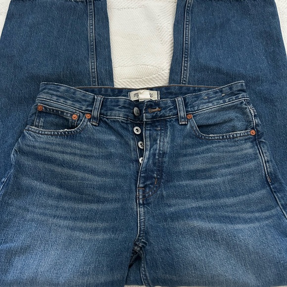 Madewell Darted Barrel Jean - Picture 2 of 4